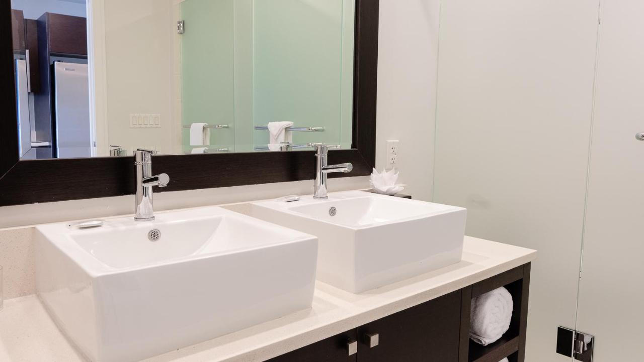 Апарт отель Modern Private Studio - King Bed, Jacuzzi, Balcony And Pool Майами Экстерьер фото